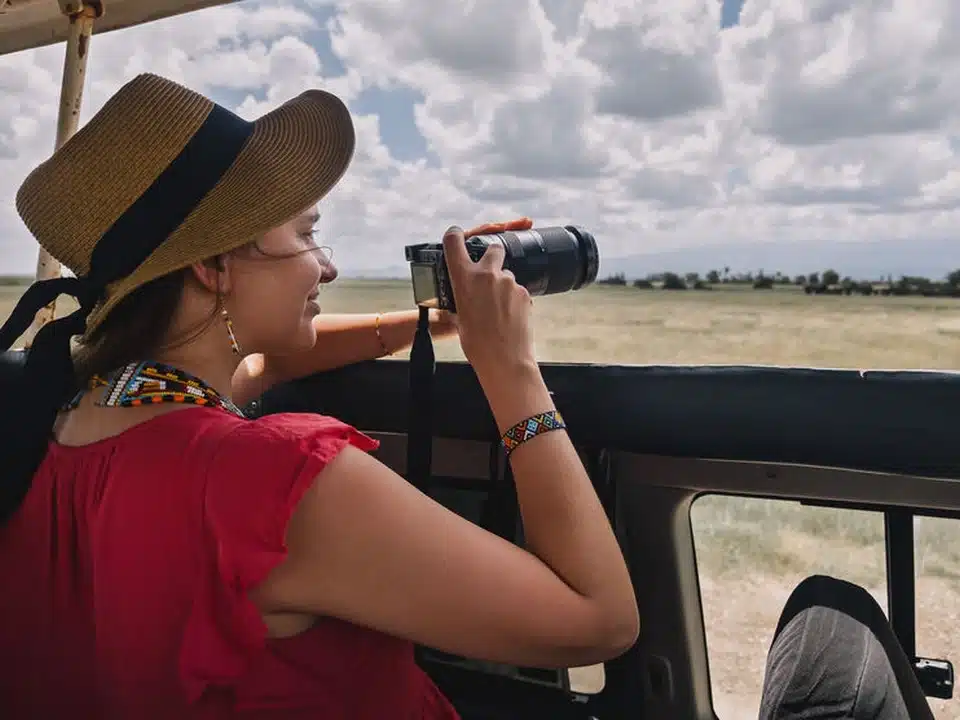 Traversée d'un parc animalier en véhicule 4x4 en Tanzanie continentale